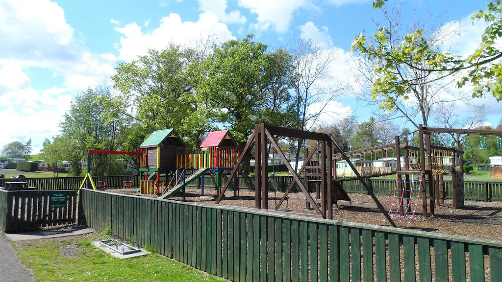 Campsie Glen Holiday Park Fintry Bagian luar foto