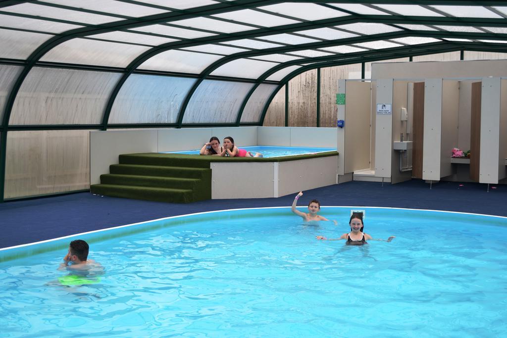 Campsie Glen Holiday Park Fintry Bagian luar foto